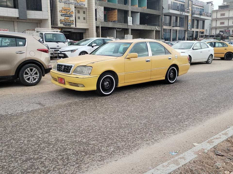 السلام عليكم ملكه موديل ٢٠٠٥ بيها كصتين اسويلك وكاله من المالك مكينه ديفور الجبيره توني شادها هيه والكير حداديه تخم تاير جاهزه كبل للشارع السعر ٣٥ وبيها مجال وإذا اكو مراوس عادي وطي فرق مكاني بابل ***********
