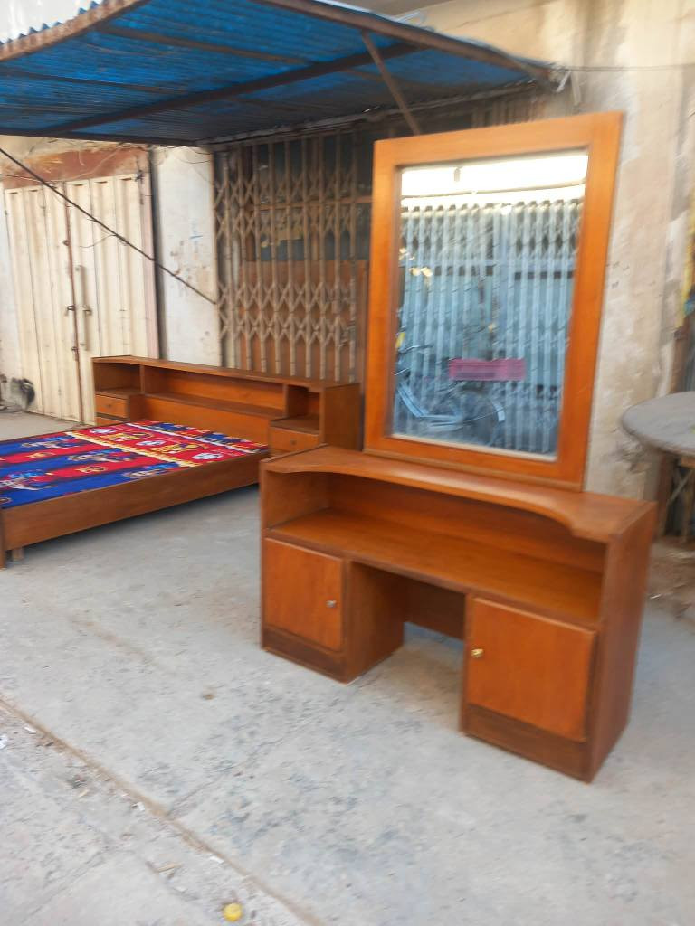 يا الله ملحقات مستعملات بدون كنتور جربايه  مع كومديات وميز تواليت وزاويه السعر ب 310 وبيهن مجال بغداد, العراق


**إذا كنت صاحب هذا الإعلان وتريد حذفه لأي سبب، رجاءا أرسل رسالة إلى الدعم الفني**