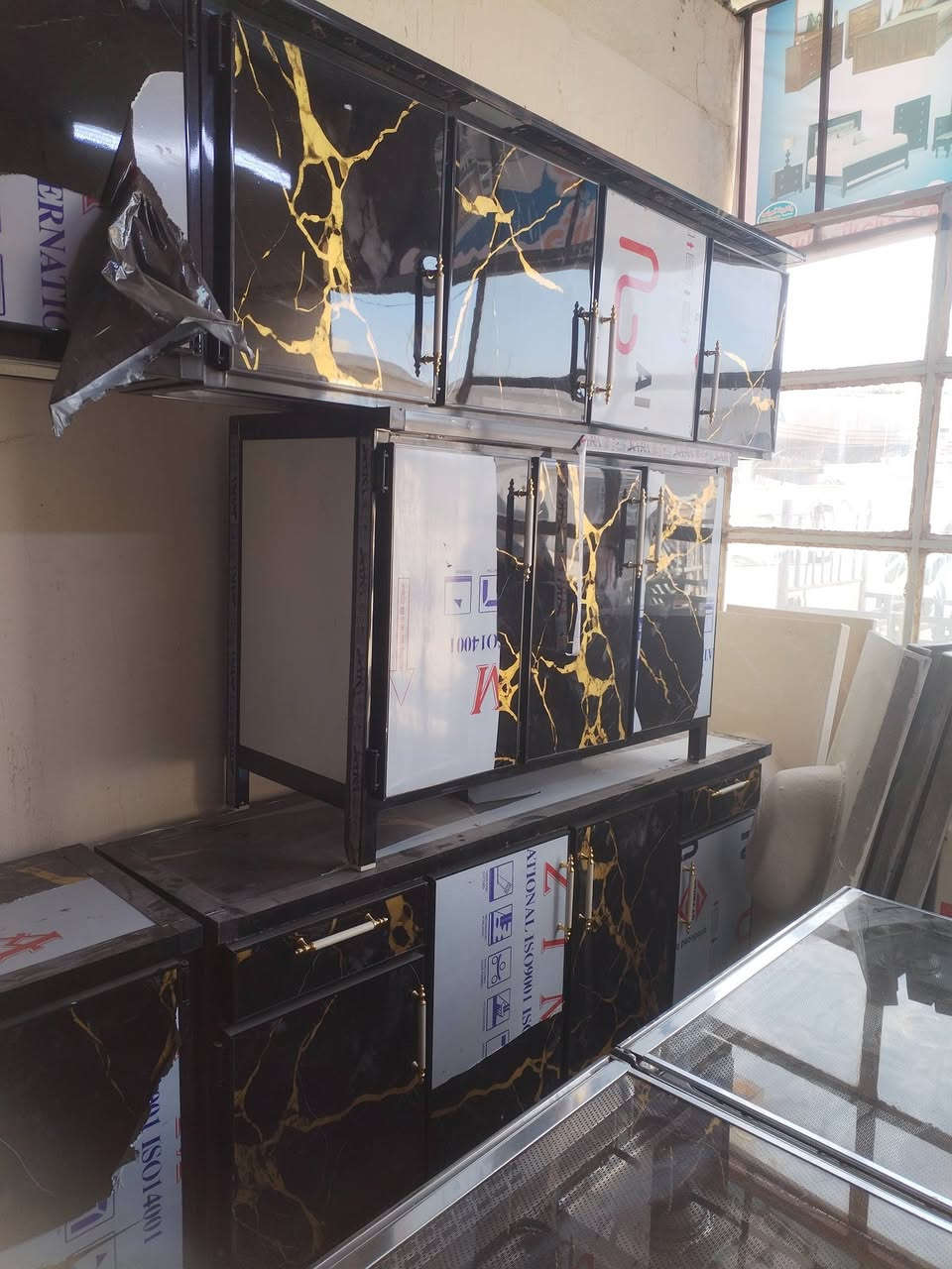 بسم الله للبيع المكان بروانه حي الشرطه قبل مول فراس على اليسار التواصل واتساب ***********
