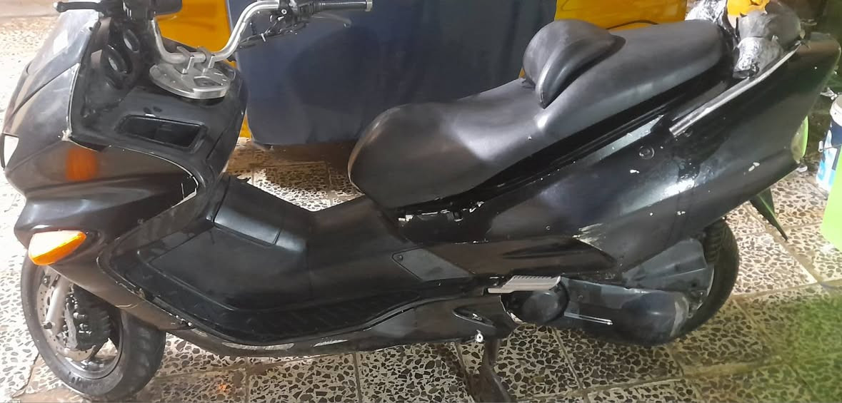 دراجه للبيع فورسه طافيه خابطه مي ودهن ابيع كوم حديد بكاني جسر ديالى الزعفرانيه هذا رقمي*********** بغداد, العراق
