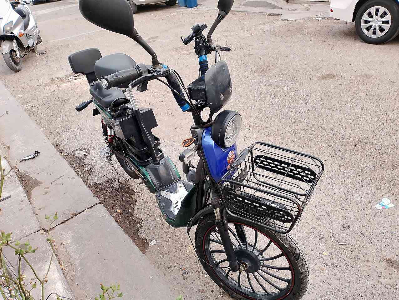 دراجة شحن للبيع السعر 225 الف العنوان بغداد حي العامل.بطاريات والتايرات ممتازة


**إذا كنت صاحب هذا الإعلان وتريد حذفه لأي سبب، رجاءا أرسل رسالة إلى الدعم الفني**