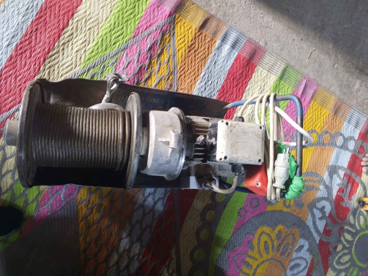 للبيع مطور عدد 2 عربانة 4 عدد هياكل عدد 2 
المراسلة على الرقم ***********
