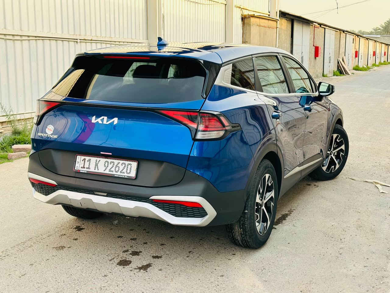 السلام عليكم ♥️
سبورتج 2024 وارد امريكي 
ماشية 16 الف 
الضرر جاملغ بارد فقطط صور حادث مرفقة بلمنشور 
بدون صبغ بدون تبديل 

مواصفات 
بصمة 
كراسي كهرباء 
داخل جلد
كراسي تدفئة 
شاشة كبيرة 
رادار جانبي
تحديد مسار 
وبقية مواصفات معروفة 

السيارة بأسمي رقم بغداد الجديد 
السعر 205 وبيها مجال بسيط جداً 
*********** بغداد, العراق
