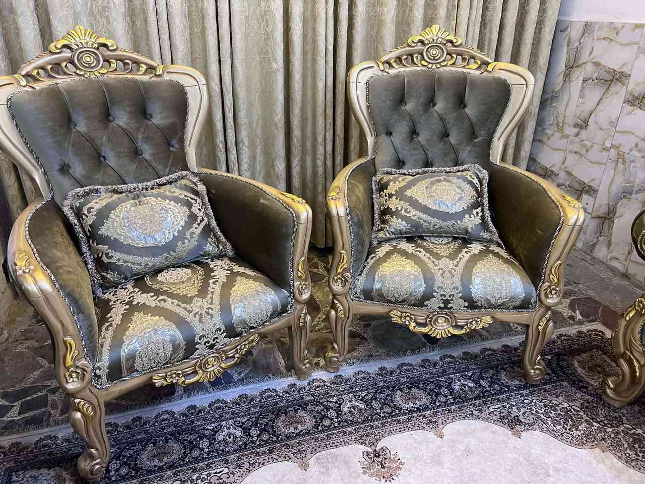 تخم ملكي تركي 10مقاعد طبله وسطيه أخو الجديد مكان المنصور للتواصل ***********
