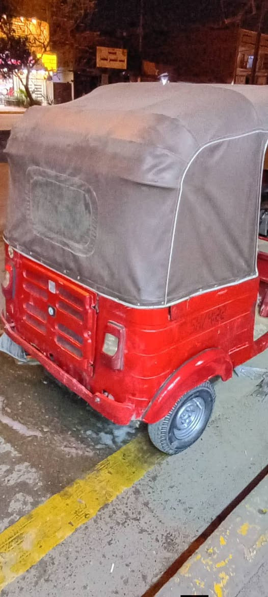 تكتك موديل 2017اوراق اصليه بيها ملاحضات صغيره مكينه مال 20 لاتنقيص ولا تبخير لاستفسار الاتصال ***********
