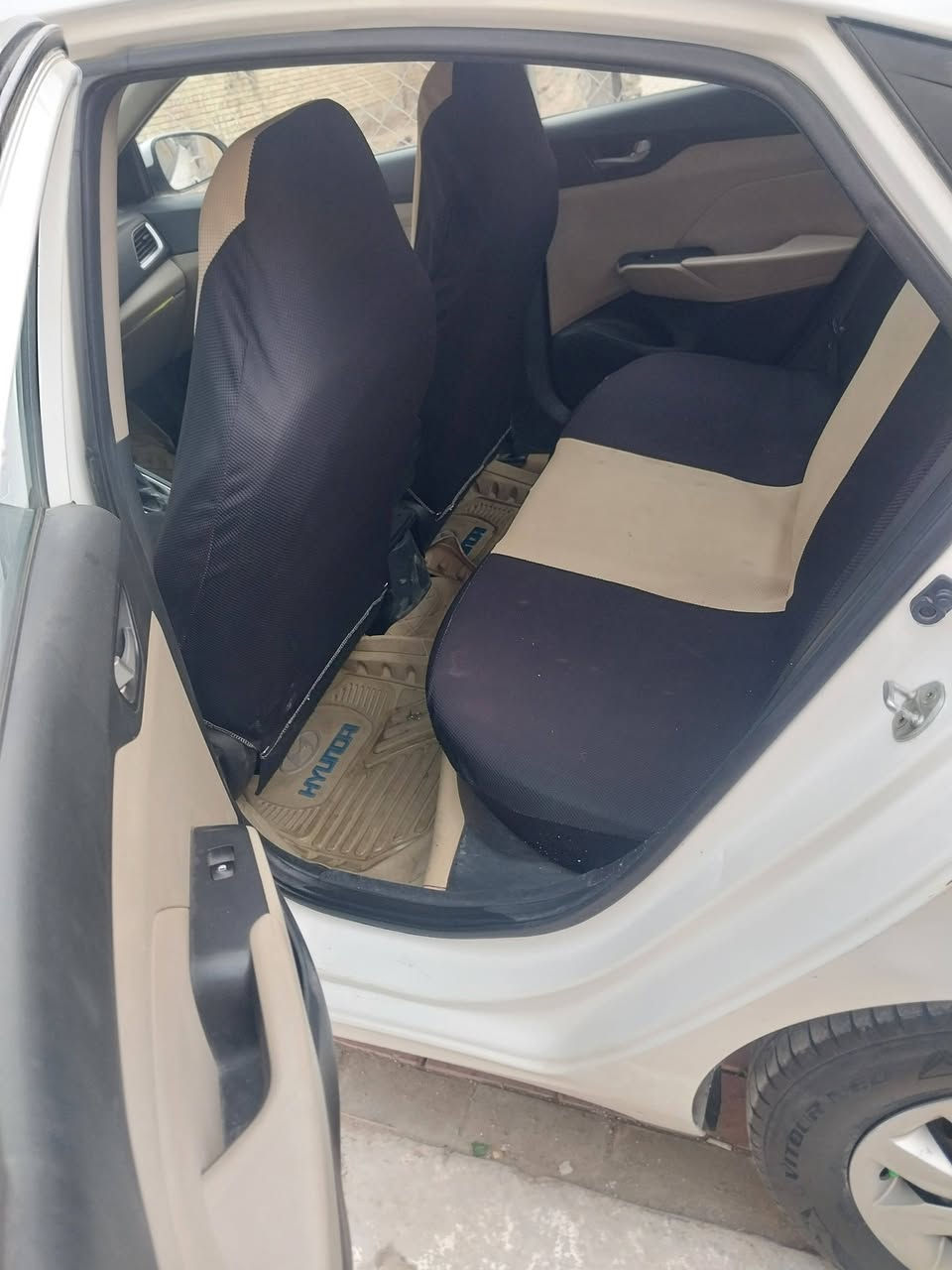 سلام عليكم اكسنت ٢٠١٨أمريكي حادث قبق جنطه وبل جامبغ 
سونار موضح بل صور لباقي مكفول مكينه ١٦٠٠
رقم اربيل باسم شركه تحويل او وكاله 
سياره نضيفه وجاهزه تبريد تدفئه حداديه جاهزه مكاني كربلاء 
لسعر مناسب ١٠٠ ورقه 
***********
