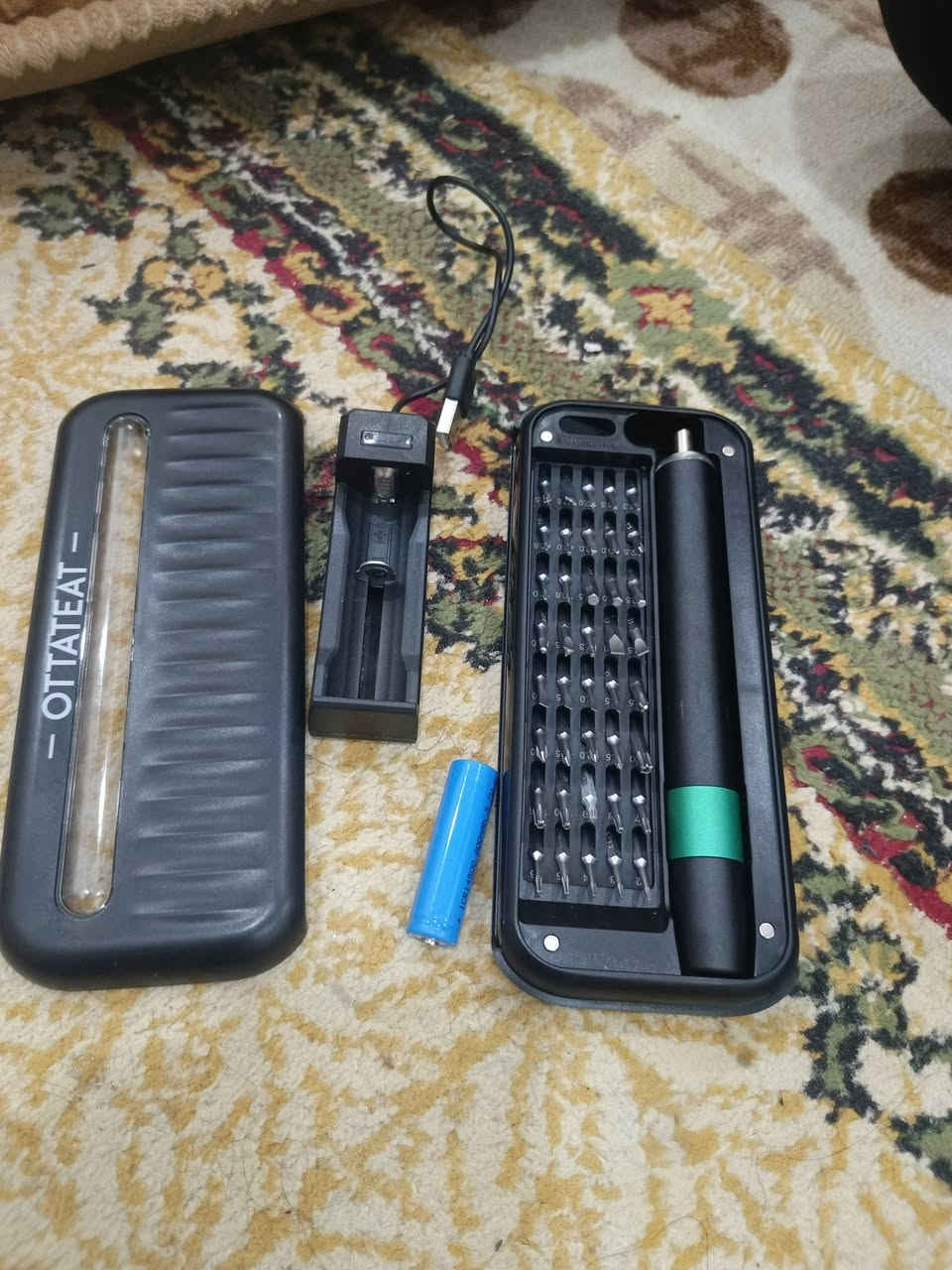 سلام عليكم
متوفر مفك براغي ماركته Ottateat)كامل ملحقاته انطي سعرك وبلعافيه توصيل متوفر


**إذا كنت صاحب هذا الإعلان وتريد حذفه لأي سبب، رجاءا أرسل رسالة إلى الدعم الفني**