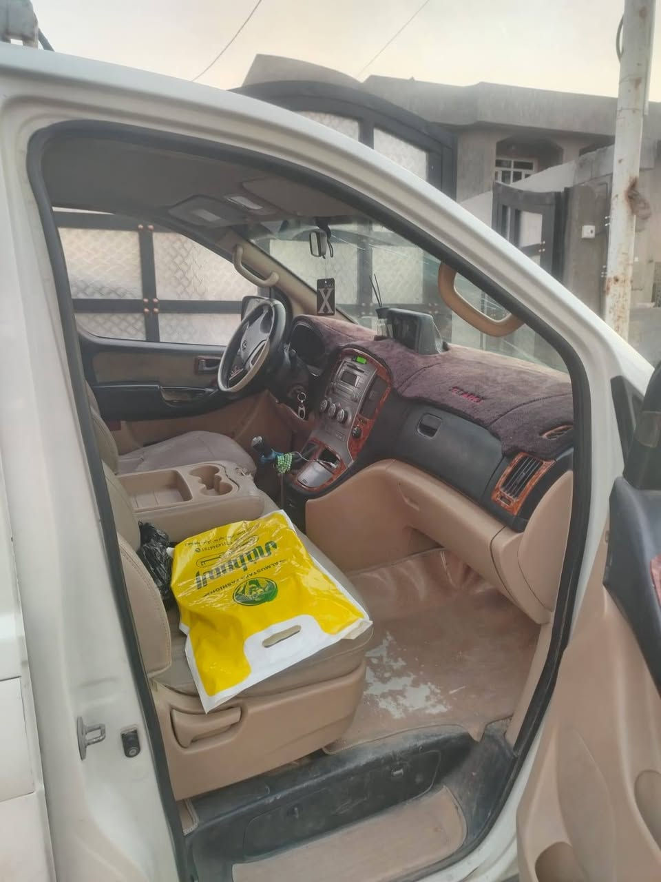 السلام عليكم للبيع ستاركس موديل ٢٠١٠ مفتوح سياره صدر محرك كير تايرات كلة خير من الله بيهة بنيد وجاملغ امامي رش فقط مكان السيارة صلاح الدين الضلوعية السعر ١٣٩ وبيها مجال شي قليل للاستفسار الاتصال على الرقم ***********
