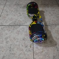 سكوتر كهربائي مستخدم جديد للبيع بي بلوتوث سعرة 60 وبي مجال للتواصل 078...