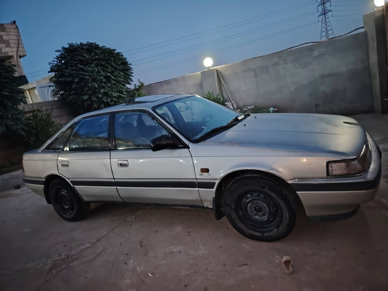 مازدا للبيع موديل 1991 شرط تبريد
شغال السعر30$ بي مجال للاستفسار الاتصال على الرقم
***********
