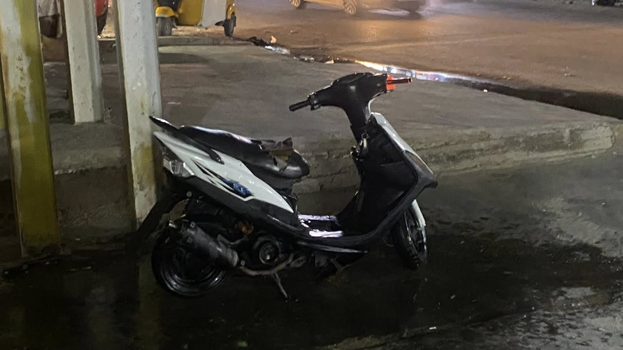 سلام عليكم   ماكس عدلة الدراجة. مكفول كفالة عامة من كهربايات اشاير مازة    مكينة  دراجة ما مفتوح   بلادية. 49 دراجة  نكرة سلف هندر  دراجة غير من الله دراجة ما متعوبة     مكينة نشطة   شلعة تحفر الكاع حفر  باتري جديد. سلف مال 55   دشبول الكتروني صالنصة. FM    سبايدر كاربون فايبر  شوتة   كاربون فايبر رياضي مال 4 ولفات  متواجد فيس واتصال  *********** 
مكاني. بغداد الجديدة  سعر 400 بيها مجال حك الجية
