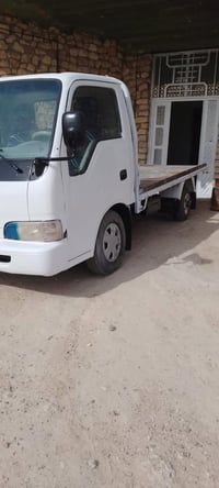 كيا • موديل ٢٠٠٠ • الرمادي