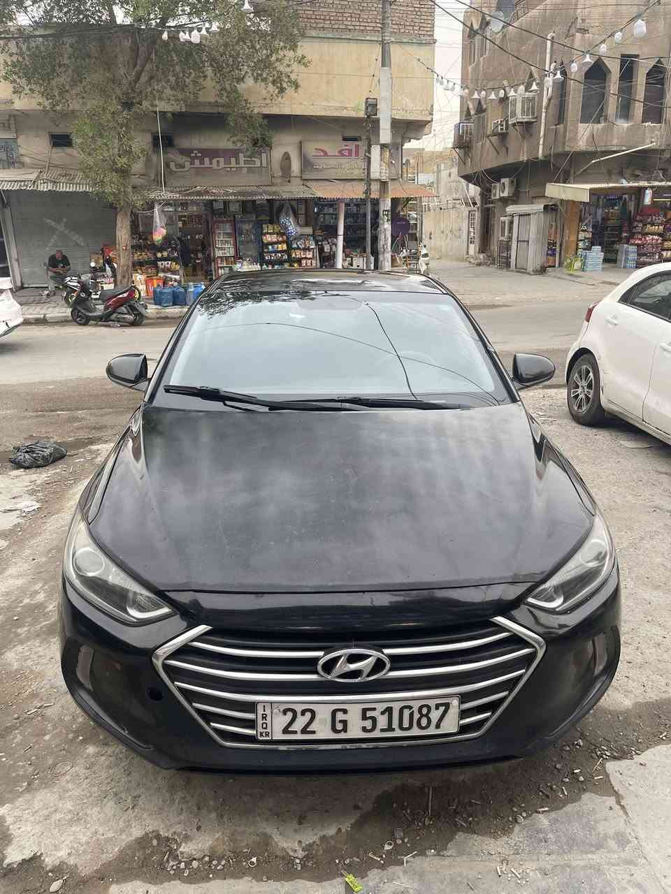 السلام عليكم عندي النترا موديل ٢٠١٨ وارد امريكي بيه ٥ قطع بدون دواخل سياره  يعني فقط رشات سياره  حلوه سياره مانقصه شي ماذب عليه اي شي كامله سعر مطلوب ٩٨ ورقه. سياره تحويل ثاني يوم.  موجوده سياره بغداد الحريه. ***********
