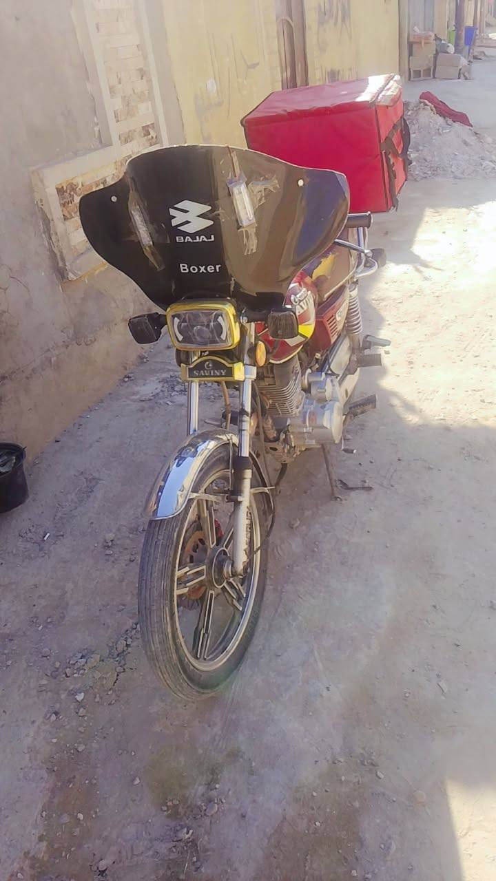 سلام عليكم شباب درجة يراني للبيع السعر 650وبية مجل بسيط الدرجة مكفولة كفلة عمة لي حب يتوصل ويية هذ الرقم العنوان بغداد الامين الثاني ***********
