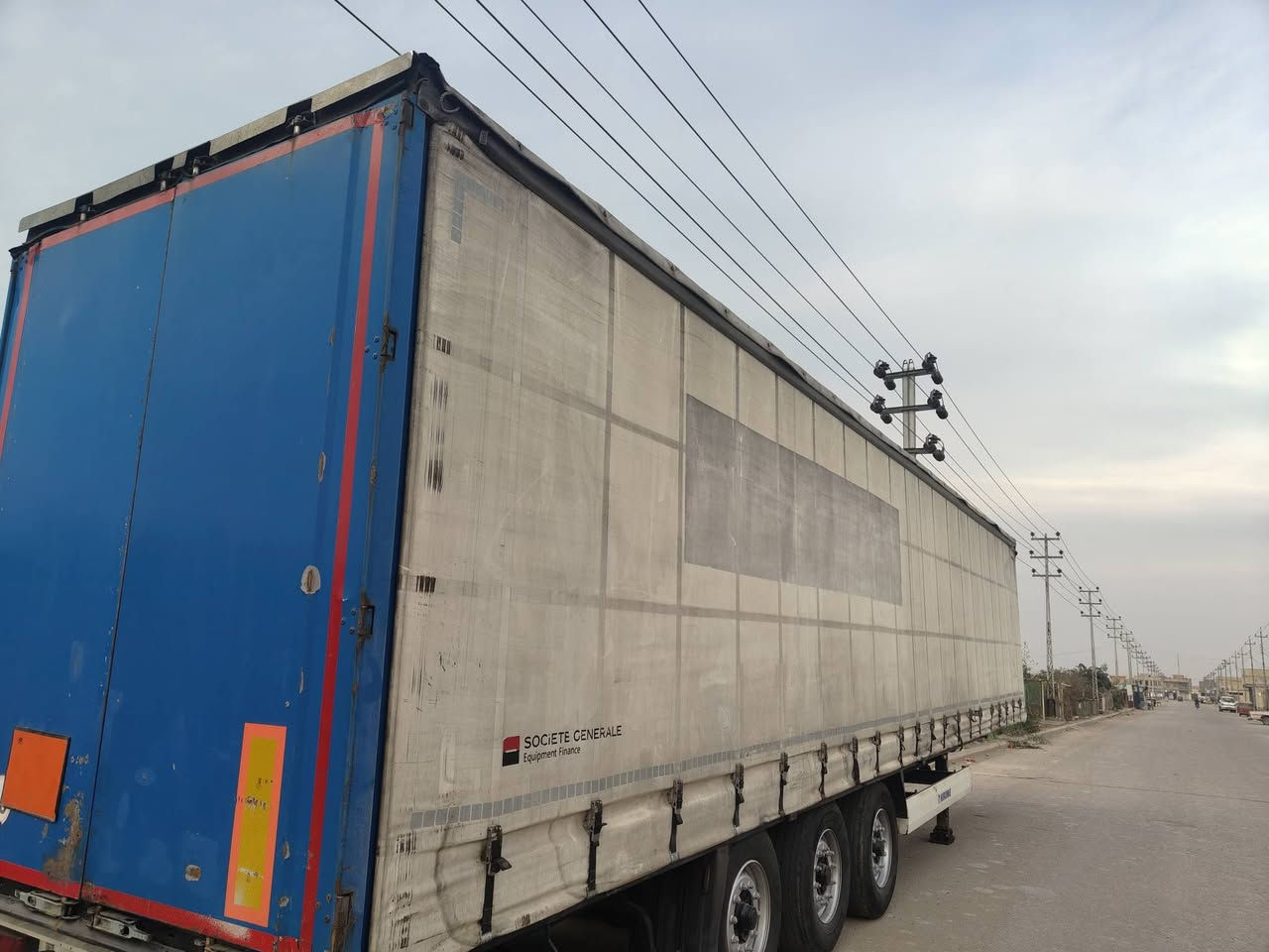 للبيع عربانه 2012 منفيس دخول جديد شهر 11 السعر 80 وبيها مجال للشراي مكانها ميسان للاتصال على الارقام
***********
***********
