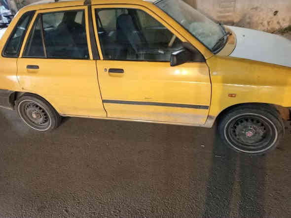 سايبه للبيع موديل 15رقم بغداد مشروع وطني إني شرعي سعرها 18ورقه للاستفسار اتصل *********** محمد الحيالي
