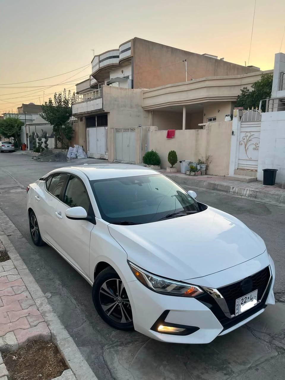 نیسان سینترا sv  ٢٠٢٢
بەس بۆنید بۆیاخ بێ ناو 
+بەسمە. ئاوێنە ڕادار.  خەتی جادە.  ئۆتۆ ستۆپ
ڕەقەم و سەنەوی نوێ
_ ***********
