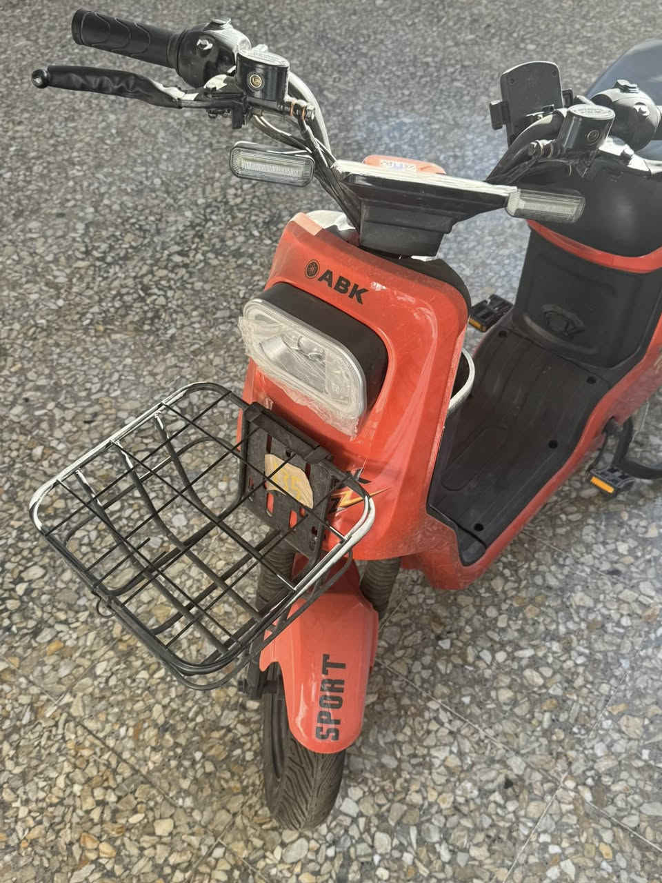 مرحبا اخوان بايسكل شحن ستعمال اقل من اقل من سبوع بايسكل جديد من لمعرض للبيت شتريته وماستعملته للبيع عنوان كربلاء شهداء سيف سعد ***********
