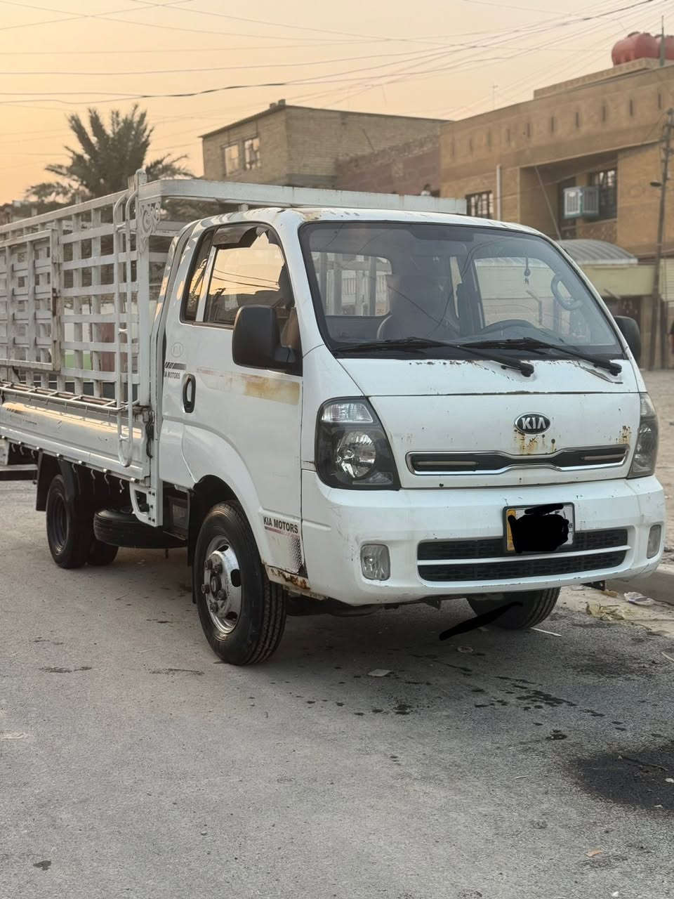 بسبب الوعود الكاذبه  اعيد النشر سلام عليكم  كيا فحل موديل ٢٠١٦ رقم بصره مشروع وطني محرك  ٤٠٠٠تبريد ثلج تخم تاير  كير محرك مكفول بسمي  سياره  حلوه ونظيفه وجهازه لشغل مكاني بغداد الخطيب ***********
