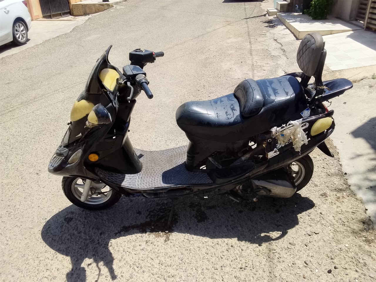 موطور للبيع سعر 250رقم الهاتف ***********
