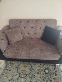 اثاث مستعمل للبيع  تخم 10مقاعد ب200 غرفة نوم 300 سنك مع الملحق متر و20...