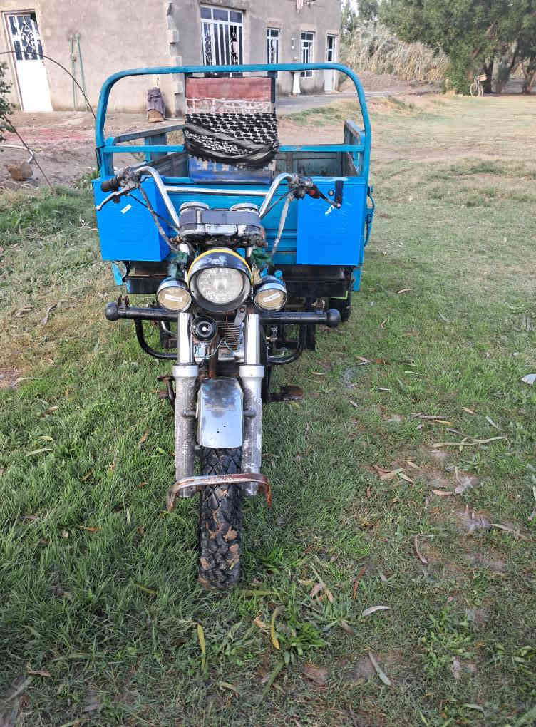 سلام عليكم ستوته للبيع موديل ٢٠١٩ محرك ٢٣ السعر ١٤٠٠ وبيه مجال العنوان بابل جبله الرقم ***********
