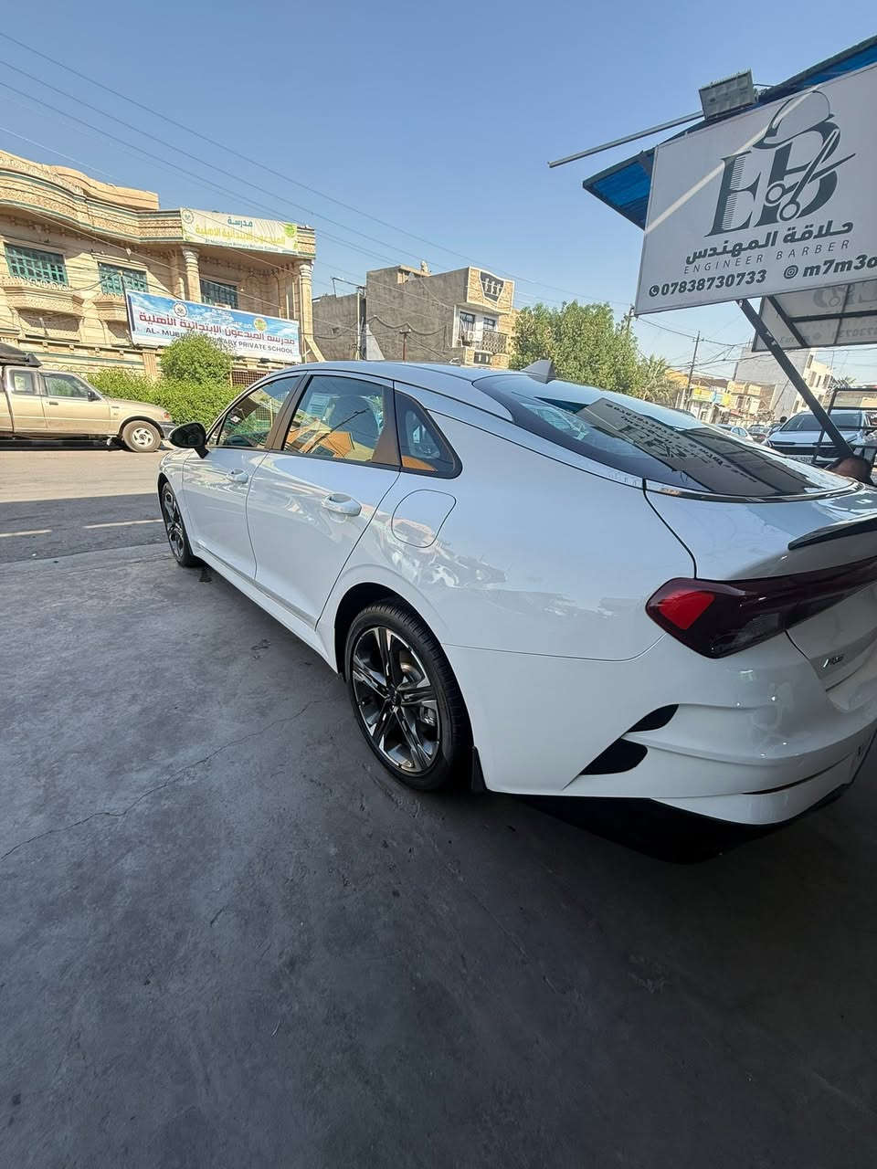 للبيع كيا K5 موديل 21
* بيه جاملغ وبندي تبديل بدون داخل وإيرباص

* خليجي

* محرك 2000 سي سي

* الممشى: 90كم حقيقي

* تبريد قطعتين

* LED أمامي

* إشارات بالمرايا

* تشغيل ودخول بصمة

* داخل جلد

* Auto Hold

* تحكمات على المقود

* شاشة مع كاميرا خلفية

* حساسات أمامية وخلفية

* بلوتوث ومكالمات

* السيارة نظيفة جداً وبحالة ممتازة

* الإطارات بحالة جيدة

* السيارة باسمي، بغداد تحويل ثاني يوم 

السعر: 170  وقابل للتفاوض

للاستفسار:

*********** بغداد الغزاليه
