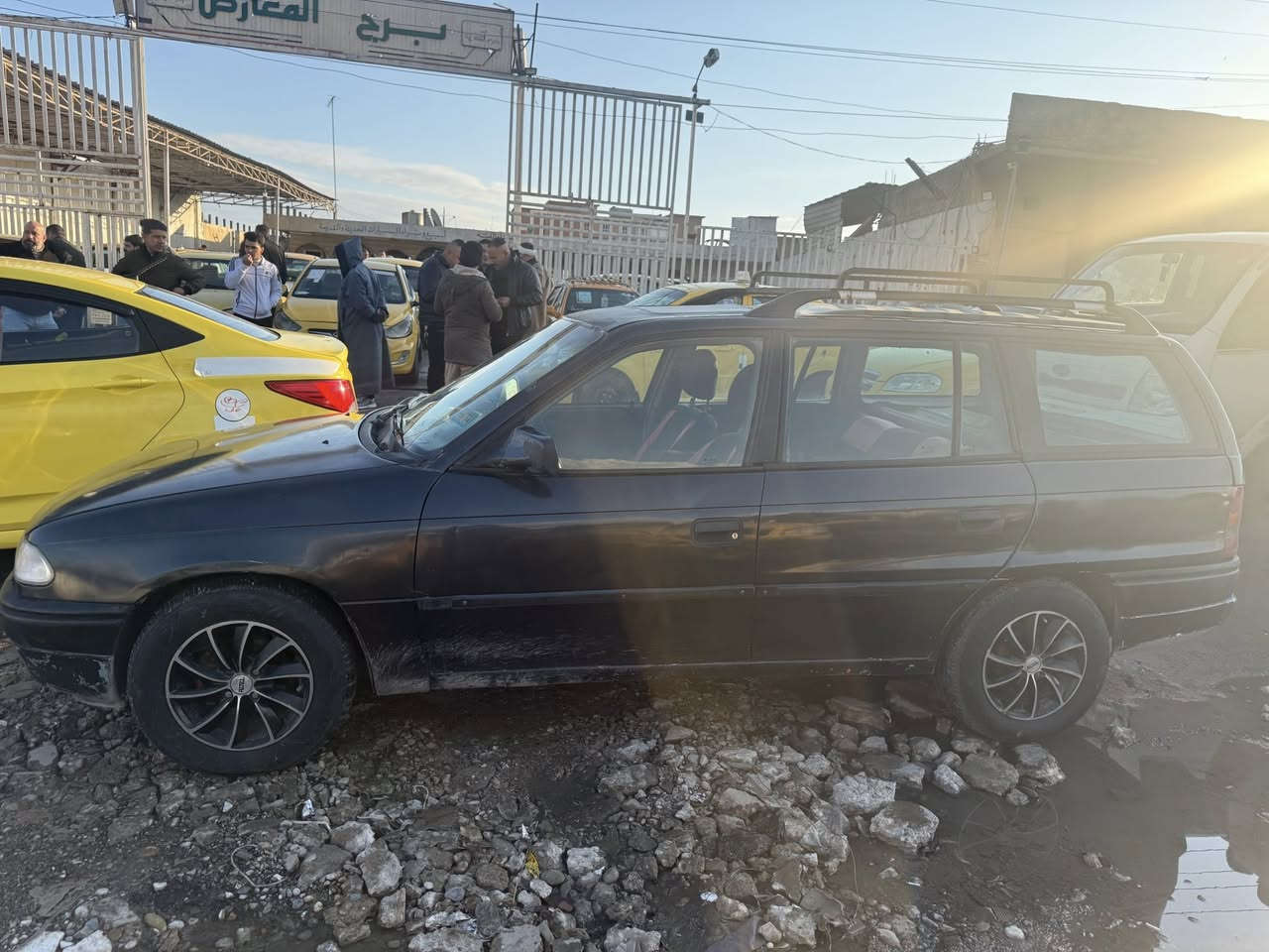 السلام عليكم اوبل استرا موديل ١٩٩٢ للبيع السعر ٤٠ صبغ عام جمالية الاستفسار الاتصال بالرقم ***********
