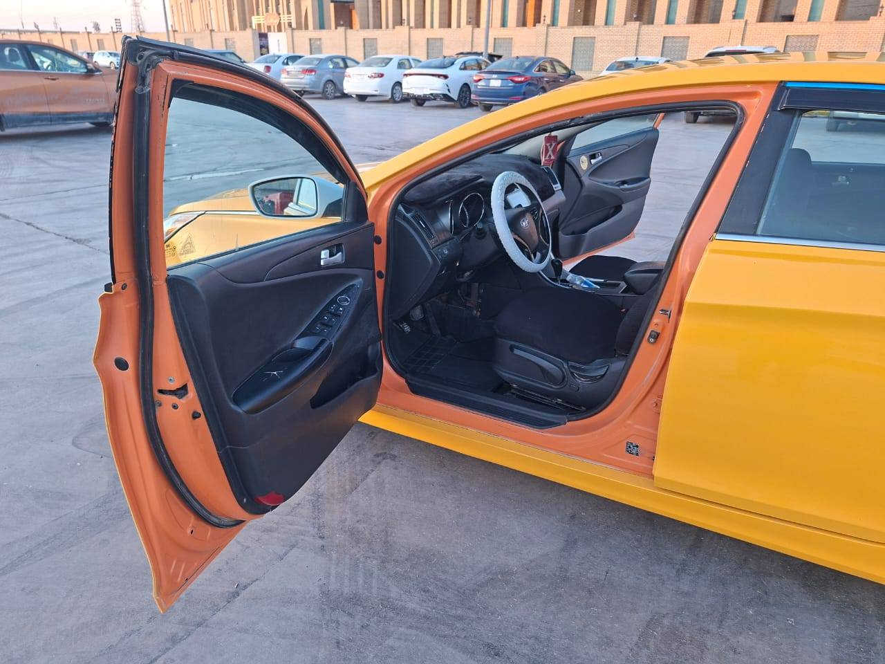 سلام عليكم البيع سوناته2011 وارد كودي مكفوله كفاله عامه مكينه 2000 دوش منضومه غاز تخم تاير ويل كب حداديه جديده تبريد ثلج جاهزه الاخير مال جناي رقم راسط مكان السياره الدوانيه عفك  ملاحضه مكينه وكير جدد مكلف بل نشر لحد يرسلني هاذه رقمه صاحب سياره ***********/// ***********   @إشارة  السعر 105 وبيه مجال
