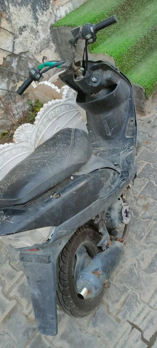 دراجة ماكس عدله ياباني للبيع السعر ٢٧٥ وبيها مجال للشراي مكاني كوت داموك للتواصل خاص او ‭٠٧٧٣ ٢٤٧ ٨٥٧٠‬
