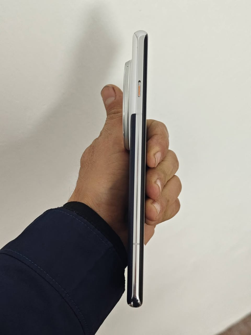 Oppo find X7 ultra 
 رام12
ذاكرة 256
نضافه98
بطاريه%100
بدون ملعقات
سحر680الف بي مجال 
توصيل موجود
