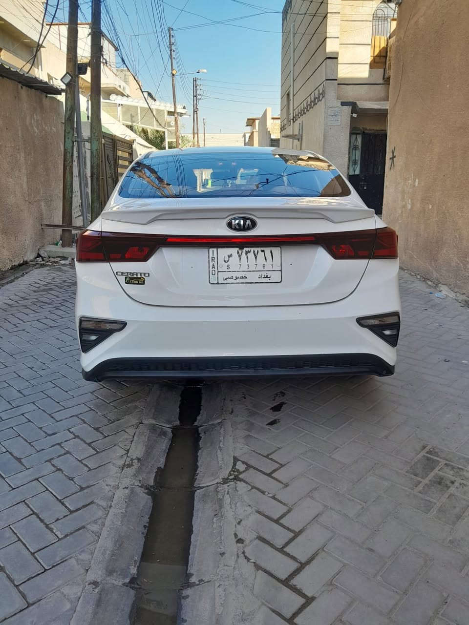 سياره سيراتو موديل 2020 خليجي
 ماشيه 138 
بيهه صفحه السايق صبغ خارج فقط بدون داخل والسونار موجود 
السياره معوقين تتحول سنويه بسنه 2027 والسعر 125وبيهه مجال
  مكاني بغداد حي حطين
رقم صاحب السياره 
 ***********
