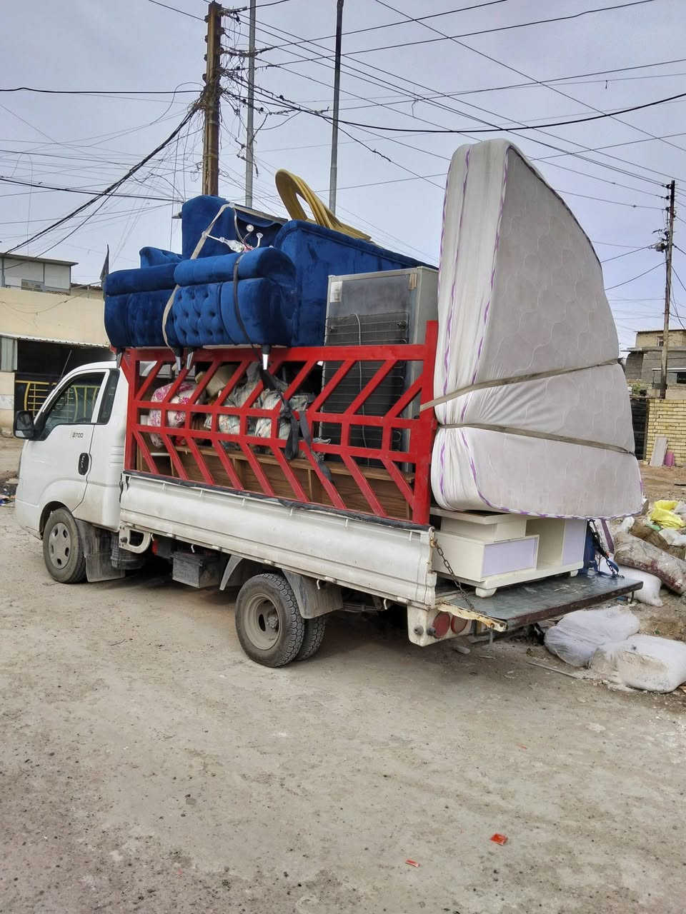 سلام عليكم اني نجار غرف فتح وشد ونقل وصيانه كادر عمل موجود نقل اثاث للتواصل عبر  واتساب ***********
