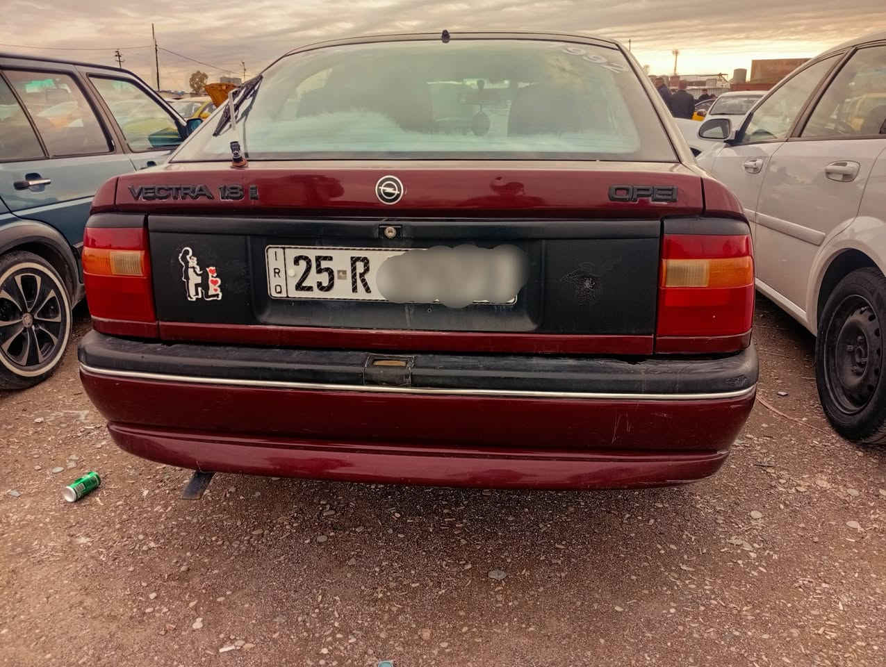 السلام عليكم سياره موديل 1992 مشروع وطني لحد  2029 دفتر بنزين مكان كركوك سعر 40 بيه مجال الرقم ***********
