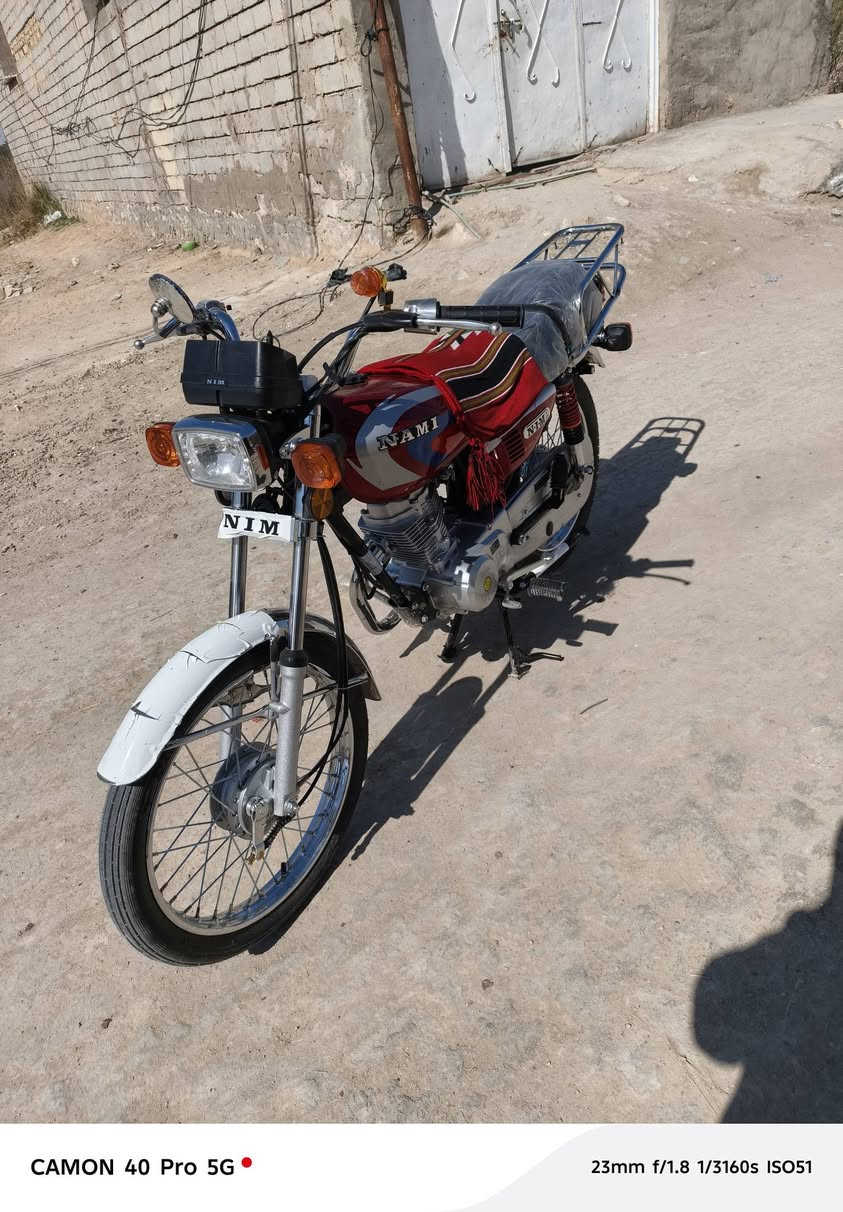 السلام عليكم شباب دراجه للبيع ماصاله سبوع من مطلعه  للبيع  المراجه مديل 26  أوراق سكنر  اليريده  بخدمته ***********  مكاني نجف أبو صخير
