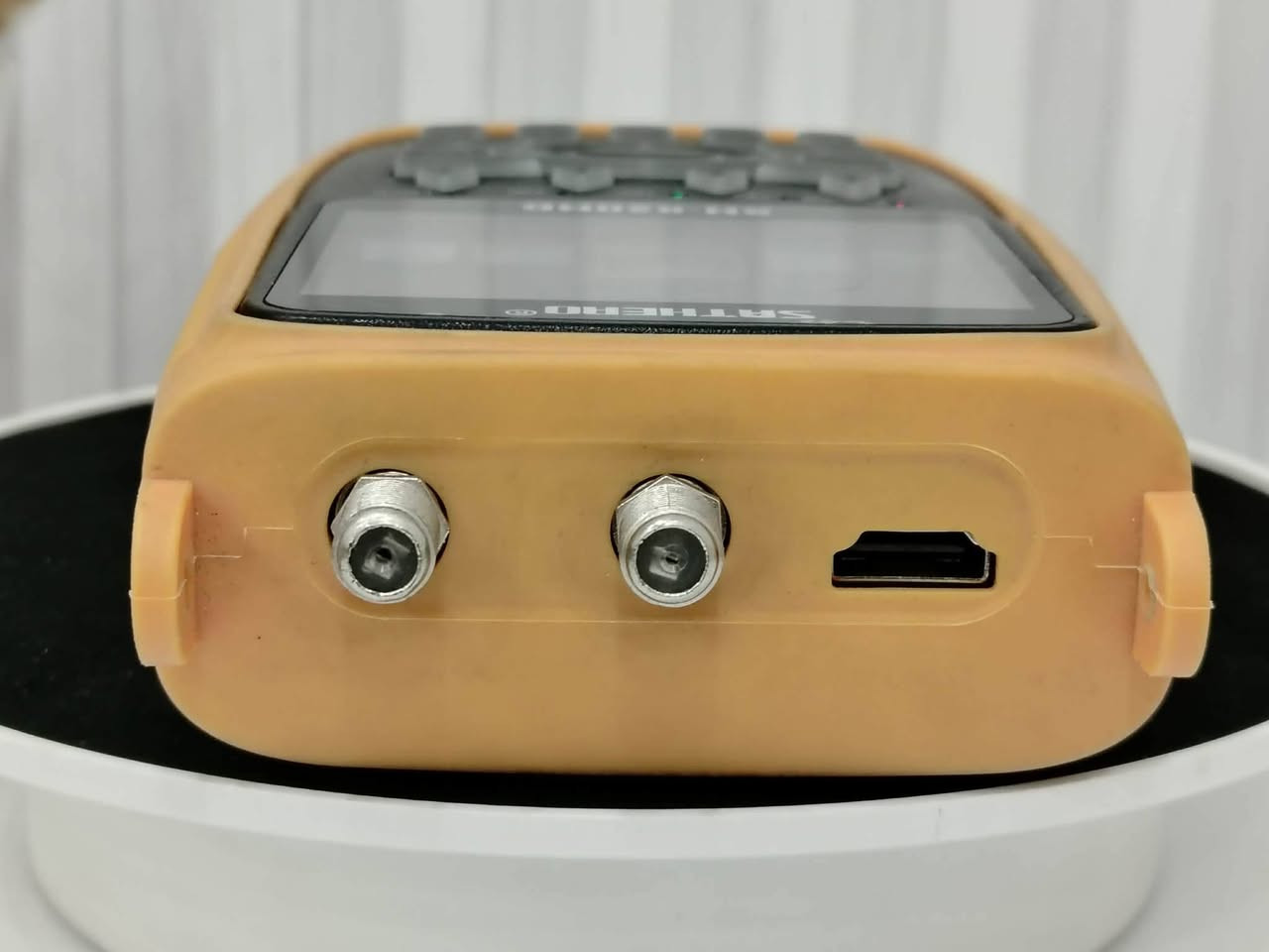 فيندار البيع السعر 80 مع توصيل غراط بس شحنه جعاز


**إذا كنت صاحب هذا الإعلان وتريد حذفه لأي سبب، رجاءا أرسل رسالة إلى الدعم الفني**