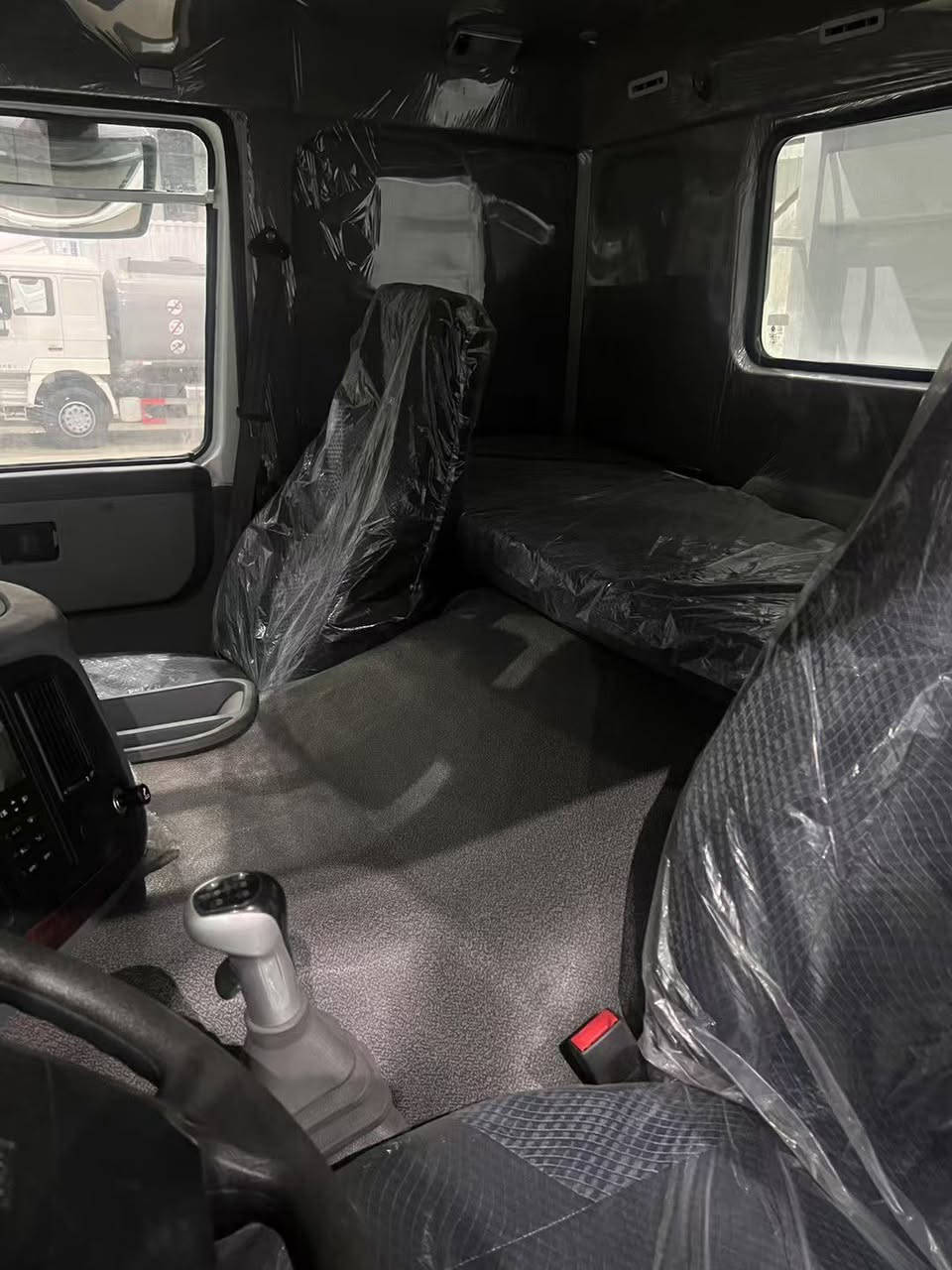 🇸🇦 شاحنة HOWO قلاب 6×4 للبيع
📅 موديل 2015
🔧 قوة 371 حصان
💰 السعر 18,800 دولار أمريكي
🚛 حالة ممتازة وجاهزة للعمل
WhatsApp +8613563726273


**إذا كنت صاحب هذا الإعلان وتريد حذفه لأي سبب، رجاءا أرسل رسالة إلى الدعم الفني**