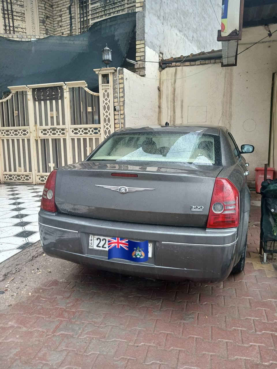 السلام عليكم اوبامه 2008 للبيع سياره جاهزه للاخير من حداديه جديده كهربائيات بلكات نوزلات تخم تاير جديد سياره معمره تعمير للاخير جاهزه بوجهك للشارع رقمها اربيل الدولي سنويه 2029 بيها مكانات صبغ جماليه بدون ضربه مكانها بالعماره سعرها 115 وبيها مجال *********** وهذا رقمي الشراي يتصل
