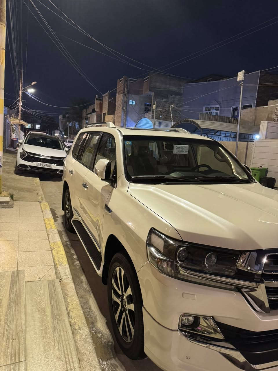 لاندكروز 2019 ساز
السياره جديده ماشيه 63 
بااسمي السياره
 رقم بغداد
بيها سونار السياره مكفوله كفاله عامه 
بارد صبغ 
مكانها بغداد حي الجهاد

سعرها 54 $

للاستفسار  ***********
