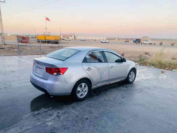 سلام عليكم فورتي 2010 كير مكينه حداديه تخم تاير وتبريد ثلج تدفئه سياره جاهزه من كلشي صبغ قطعه ونص شرط سونار مكينه دوش رقم بغداد تحويل ثاني يوم
السعر 79 بيها مجال بسيط
ستفسار أكثر 
***********
