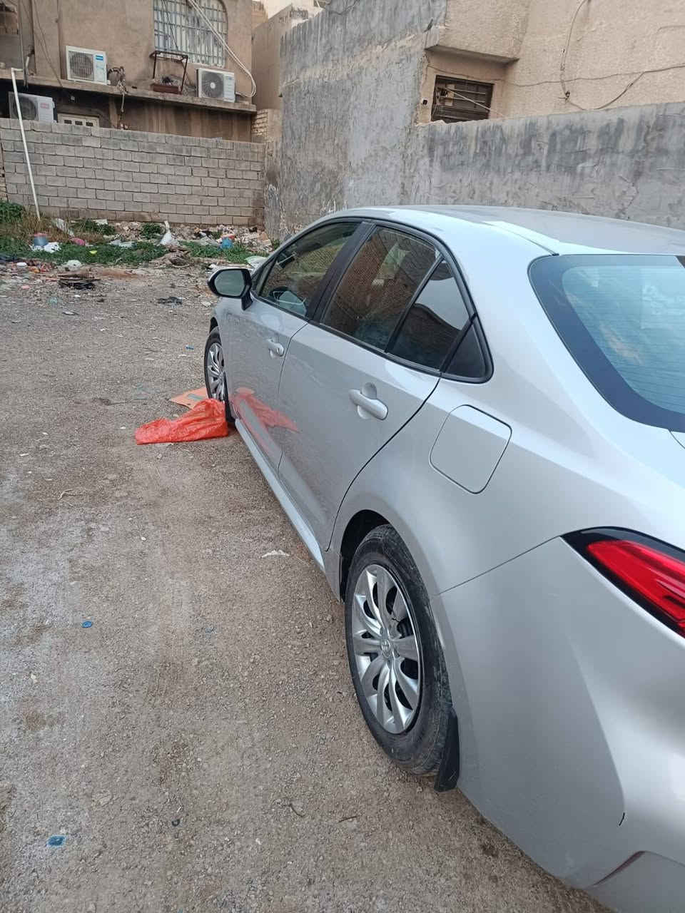 السلام عليكم كورلا موديل 22 امريكي ماشيه 52مكان السياره بهرز حي صدام  بانزين فقط رقم السياره اديالى ابسمي رقم صاحب السياره*********** سعر السياره 142
