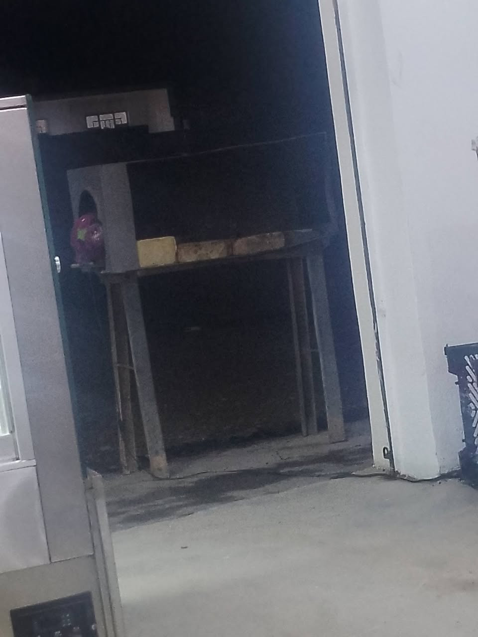 عارضة كيك وترهم مقبلات خلاط منقله بريمز كلهن جدد مكاني محافظه ديالى ***********
