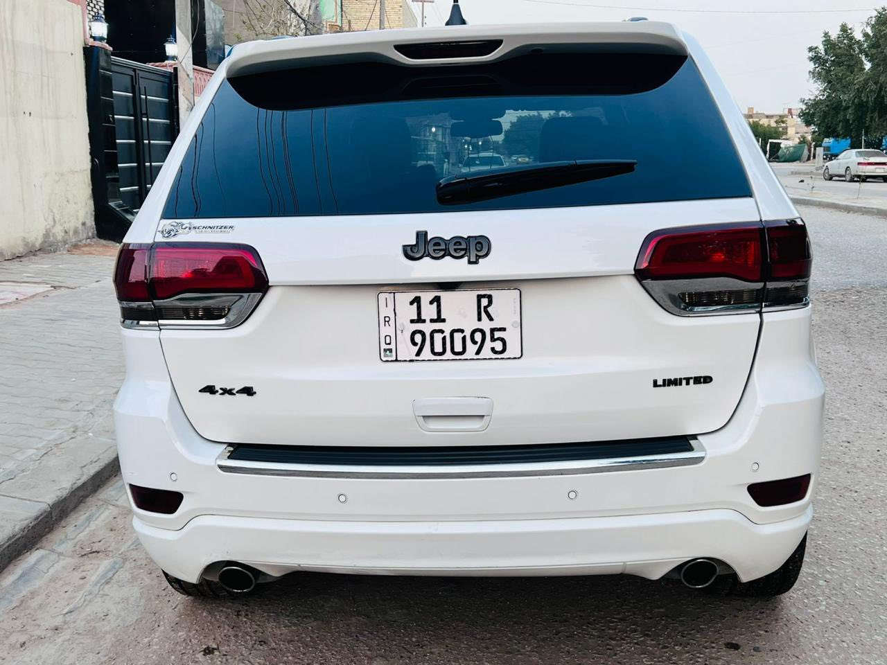 السلام عليكم
جيب كراند شيروكي 19 

لمتدد 4+4 فول السياره 

1 تحكم ستيرن 

2 تدفه ستيرن+ كشنات 

3 دخول ذكي 

4 تشغيل عن بعد

5 نظام تعتيم بل بل مري 

6 جنطه كهربائيه 

7 منضومه لايت زنون

8كشنات كهربائيه + ذاكرة 

9توقف ذاتي خلفي

10 شاشة كار بلي

11 فتحه سقف

12 مكينه مبدللها بساتم مال 14 دير عادي وامشي انسى المحسن حداديه 13 حداديه جديده

14 تخم تاير 

اخوان السياره مناقصه اي شي اترايك لل بصره  15 كير مكينه خير من الله 16 نص جاملغ مصبوغ نفسه وربع بنيد وكارت بل جاملغ الخلفي السونارموجود بل صور 

17 وضعيات قياده هواي شغلات بعد اسف ع اطاله مكانها نجف

السعر 205

***********
