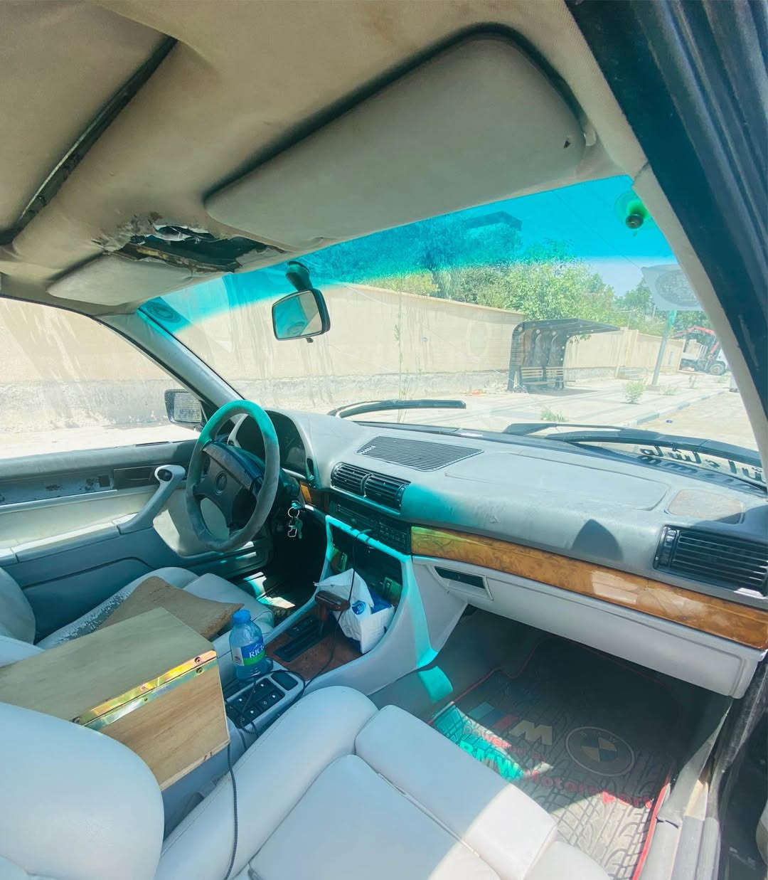 سلام عليكم 
BMW .1990.735
سياره خير من الله 
مكينه كير نعمه 
تبريد شغال 
حداده 80/100
تخم تاير جديد ويل خليه كامل كباته موجوده 
كلشي ع بلاد 
دواخل اوف وايت نضيفه 
تنته كهربائيات كله شغاله امامي عالي ناصي بروجكتر سكت اشاير 
خلفي سكن وبك شغال اشاير شغال 
عينه كلها شغاله حماوه بانزين كيلو متر RBM 
مسجل سماعات شغال 
كشنات ميكانيك 
جام كهرباء شغال 
سلكتر كير جديد 
دكم جام  جديد 
ماسحات زراك شغال 
سياره حلوه بيه ملاحضات تجي وتشوفهن 
بيه ترتيبات انت وذوقك بعد 
مكان سياره البصره القرنه 
سياره بسمي ورقمها واسط مشروع وطني 
لوحات انكليزي 
سعر السياره 48 
وبيه مجال للطيبين الميتعبون 
رقمي تواصل وياي واتساب لو عشريحه بلفيس ما تحصلني 
*********** 
وتدلون المدينة, البصرة
