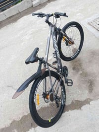 بايسكل للبيع نوع ياباني حجم 27 السعر 175الف وبي مجال مكاني بغداد البيا...