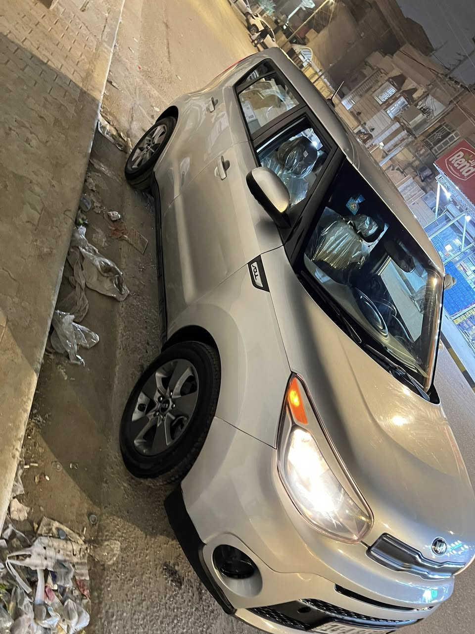 كيا صول 2017 كير مكينه تبريد كفاله بيهاقطعتين  تبديل   باقي سياره كفاله شرط الفحص 
سياره امريكيه وضربتها كلش خفيفه صطحيه 
سياره مامتعوبه وجديد 
العنوان البصره التحسينية 
السعر 118 وبيها مجال قليل 
رقم ***********
وشراي يتصل وبلخدمه
