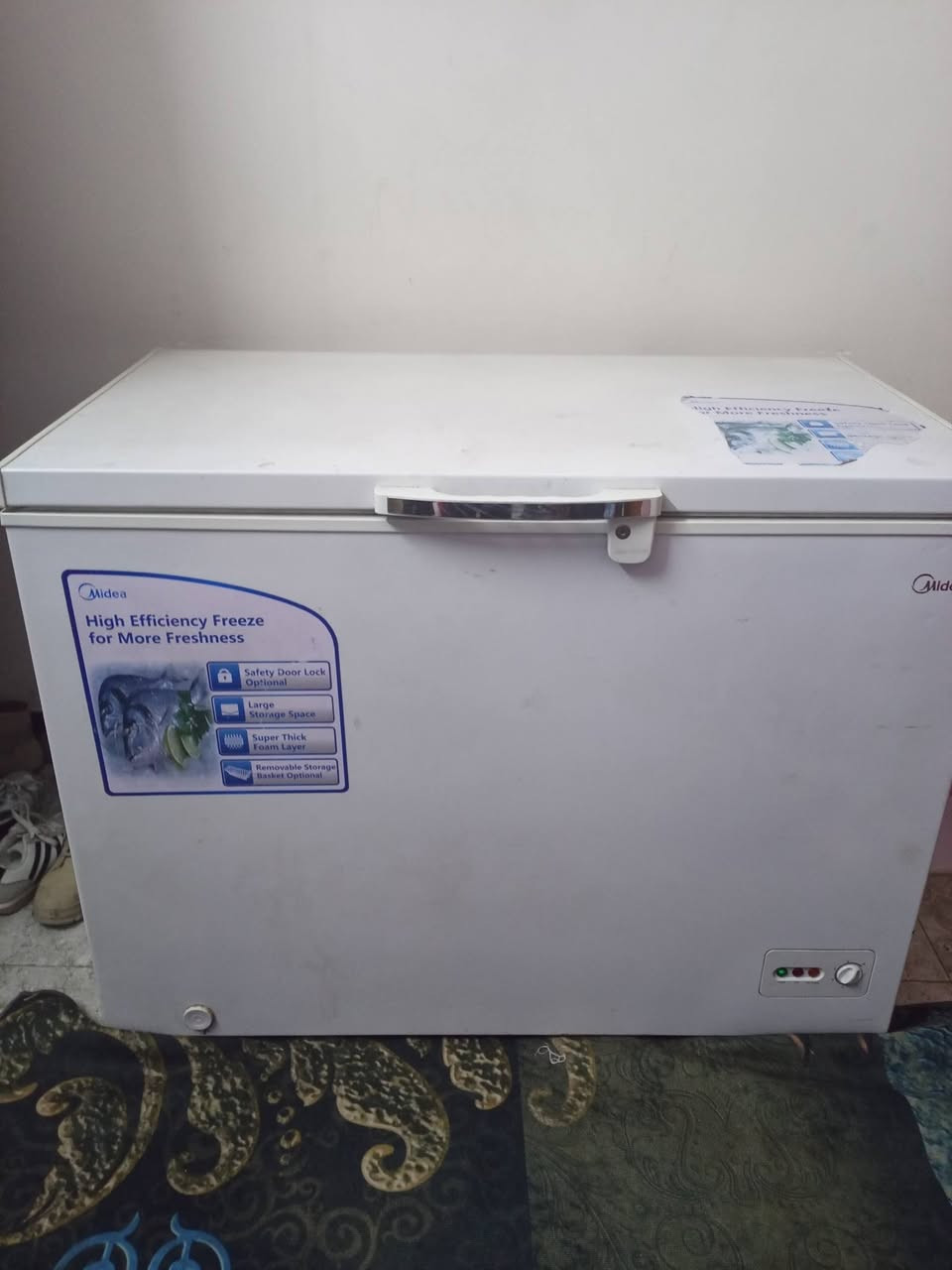 كاونتر أو ثلاجه او مجمده للبيع بسعر مناسب مكاني بغداد دوره استفسار ***********
