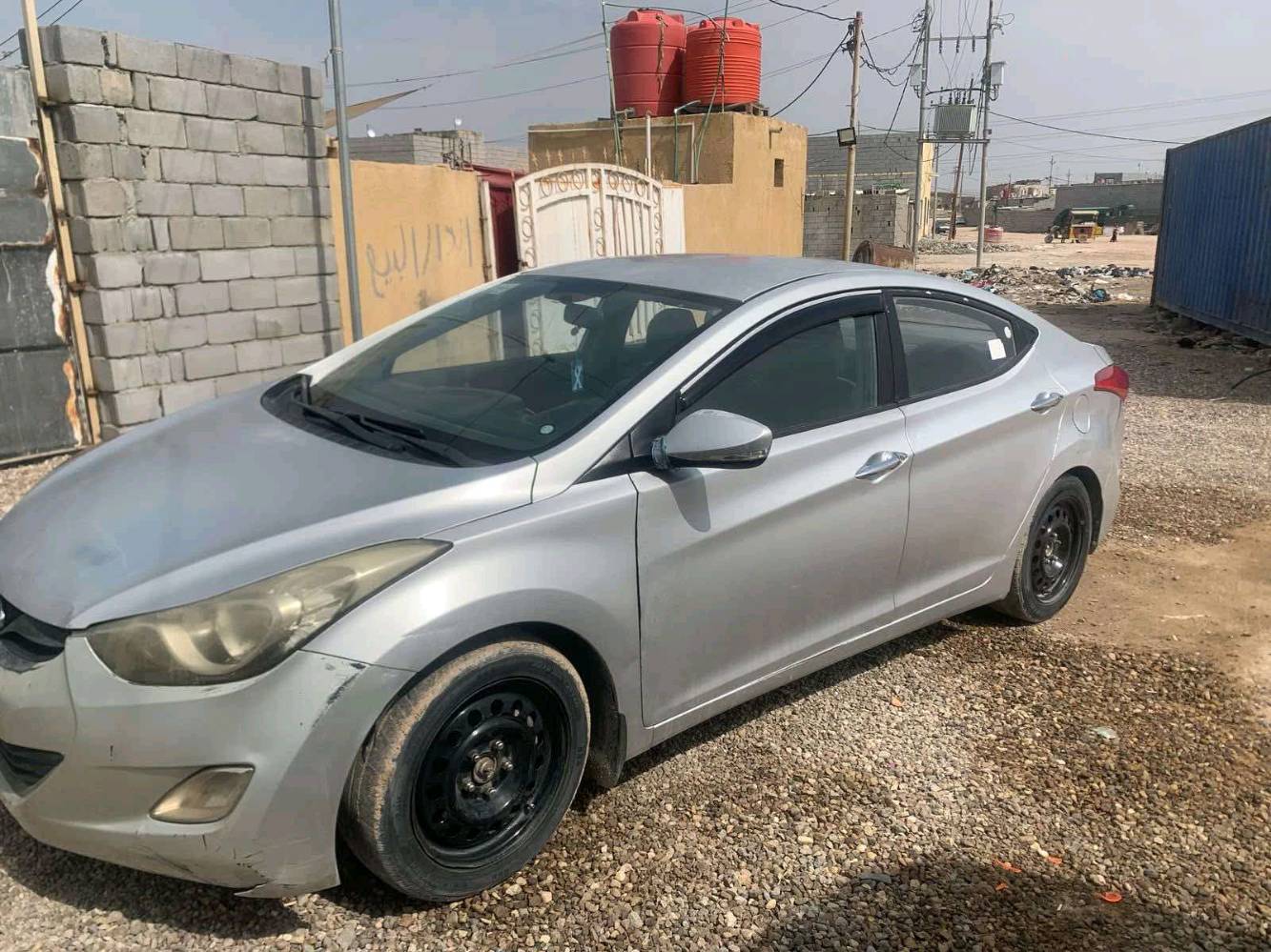 النترا افانتي 2012 سياره كفاله من الصبغ عامه وكير محرك نضيفات بيه بيبان ثنين مال وكاله شاده الهن وسياره متروكه ينراد اله بعض ترتيبات رقمه بصره وسياره بالبصره كذالك راسلني او تصل وتدلل 