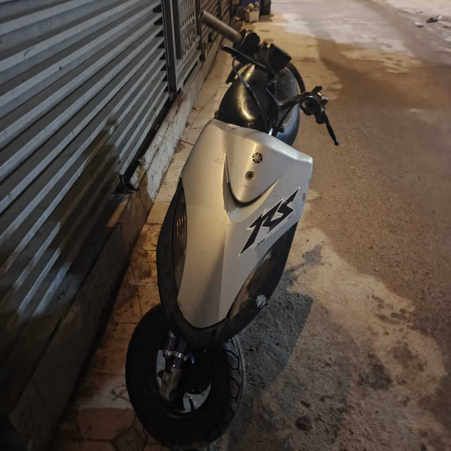 ماكس عدلة نضيفه بوشه 55 تجفيت جديد الدراجه خير من الله دبلات كعده نصبه كفرات نضيفه سعرها ٣٥٠قفل قفل نقصها فقط براغي مال صالنصه لان مشاد الصالنصه مكاني الدورة زراعي ابو طياره شارع ليمونه المو شراي لا يتعبني هذا رقمي متواجد فقط ع الخط ووتساب***********
