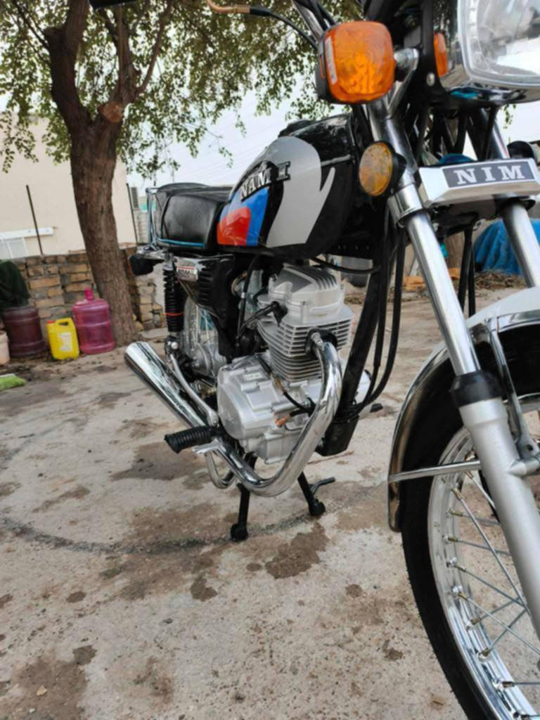 سلام عليكم نامه متياز ٢٦ اوراق كامله مابيها اي نقص كهربائيات كلها شغاله شلعه معدل  مكينه برغي مامفتوح بيها تجي وشوف بعينك لاكلبه ولاجفيه ولادعمه  سعر ٧٠٠ وبيها مجال *********** شراي اتصل
